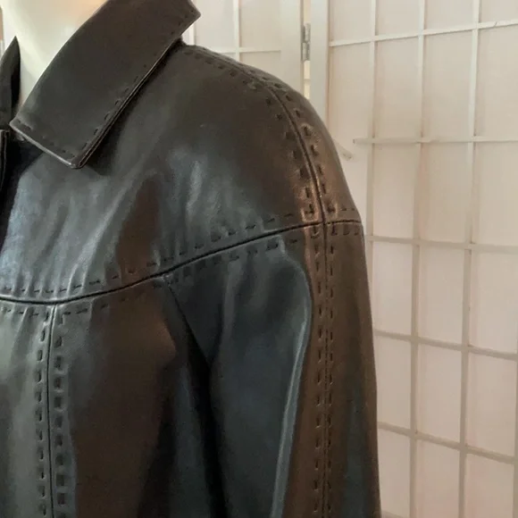 Vintage Soft Black Leather Flared Jacket Sz Small - Picture 7 of 8